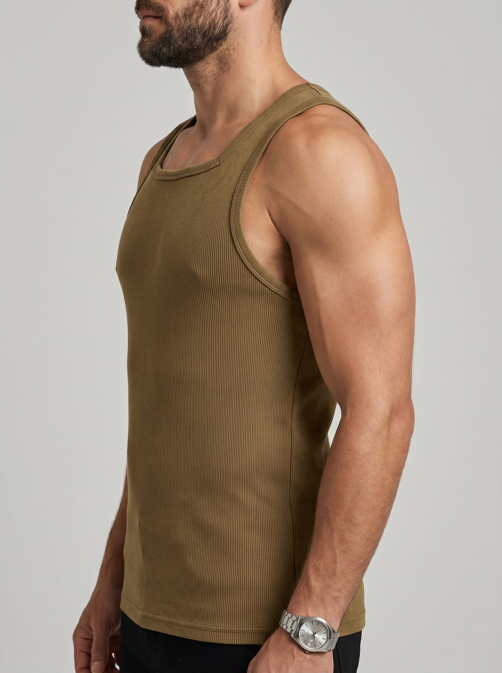Camiseta de tirantes CORE-T Verde Oliva, vista de perfil